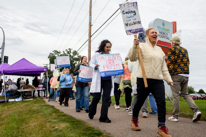 Unionized hospital doctors reach deal with Allina Health after historic 4-day strike