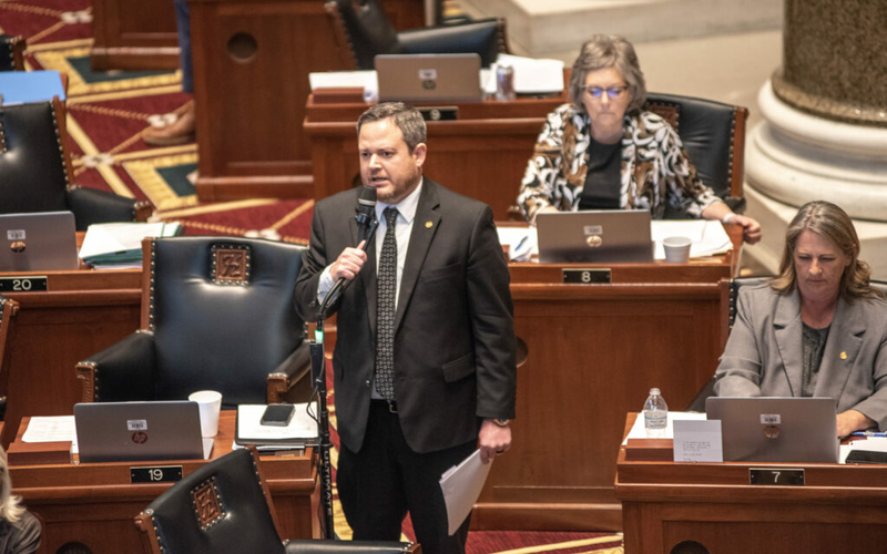 Missouri House sends bill banning transgender health care for minors to governor