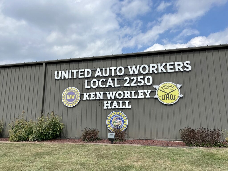 Troy-based Toyota plant workers launch campaign to unionize