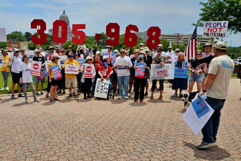 St. Charles County election leader warns redistricting delay could ...