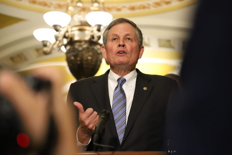 With just minutes before filing deadline closes, Daines shocks the Montana by withdrawing