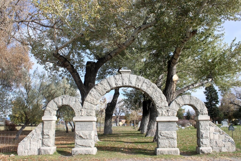 Gates stolen from Montana’s oldest Jewish cemetery