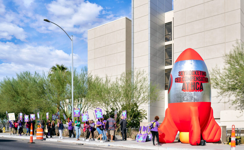 Sunrise Hospital workers call out corporate owner HCA: ‘Invest in us,’ put people over profits