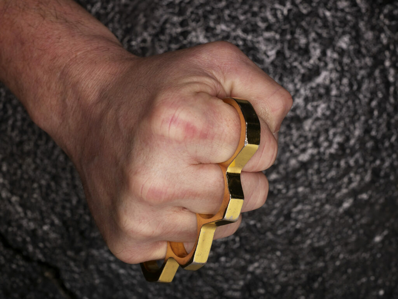 House Republicans vote to legalize brass knuckles and slung shots – again