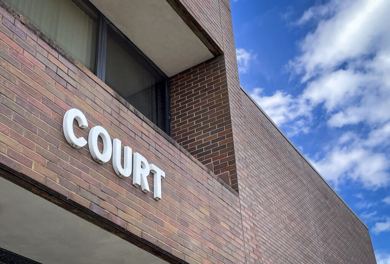 Senate committee advances bill to end municipal public defender fees