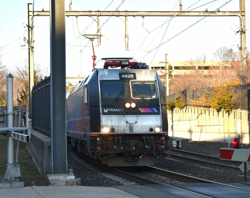 No dedicated funding source for NJ Transit this year, budget chair says