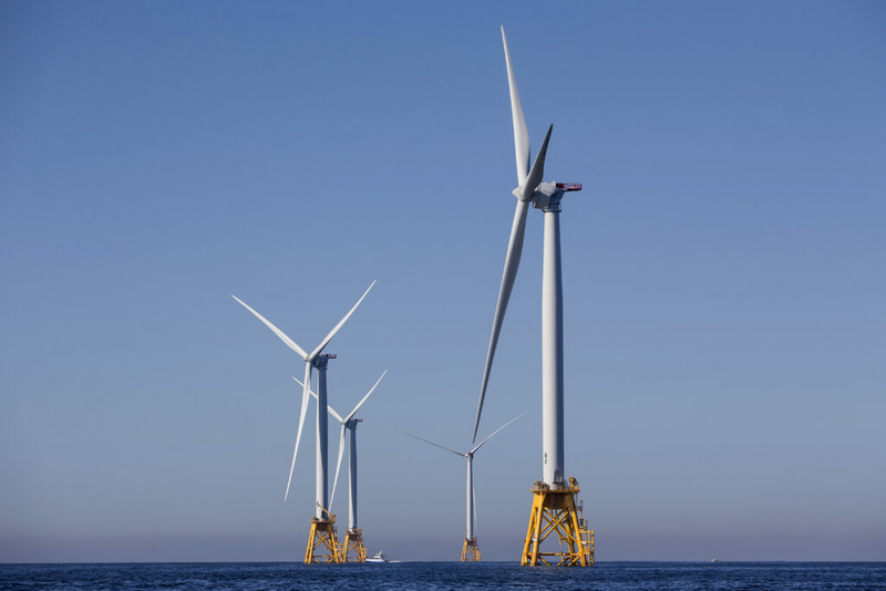 Effort to expand tax incentives for wind power moves forward despite outcry