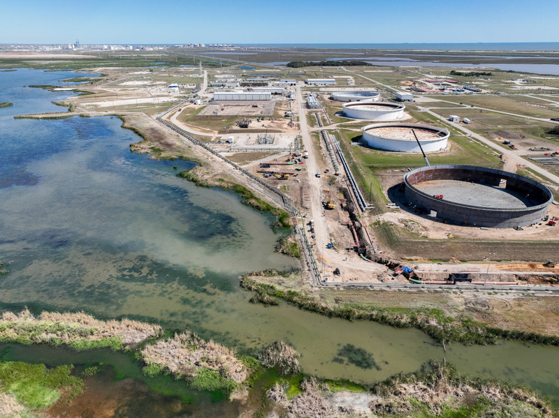 U.S. House passes legislation barring sales of strategic reserve oil to China