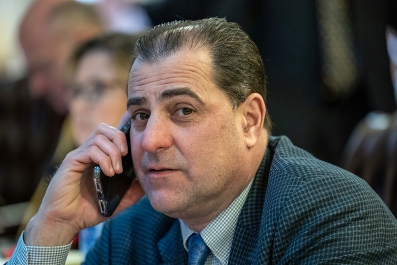 Top Democrat looks to sharply raise no-bid contract limits