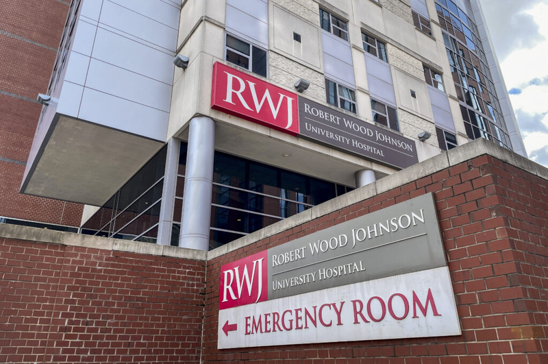 Hospital’s lawsuit alleges patient-poaching by former doc, rival