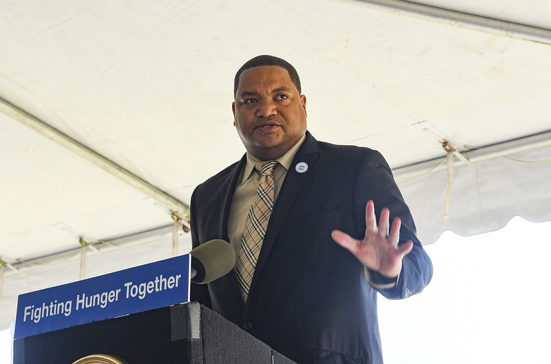 Atlantic City mayor, facing child abuse charges, wins reelection