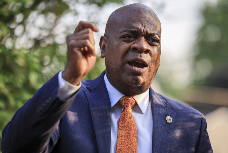 Fresh off court win, Newark mayor says president should ‘stop pressuring us’ on immigration