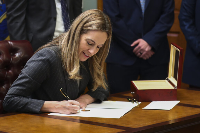 Governor signs law to expand microtransit to seniors, disabled residents statewide
