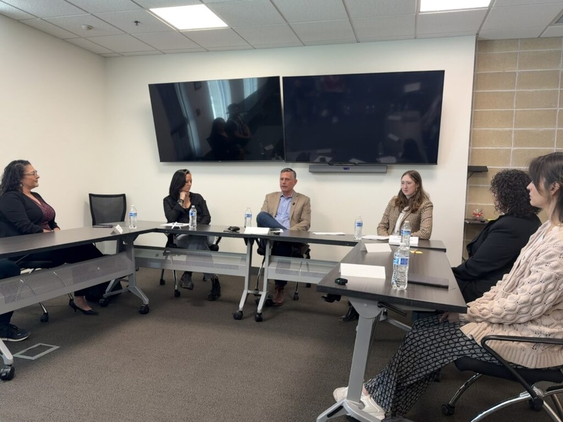 US Sen. Heinrich tells NM small business leaders he’ll ‘push back against policies’ behind inflation