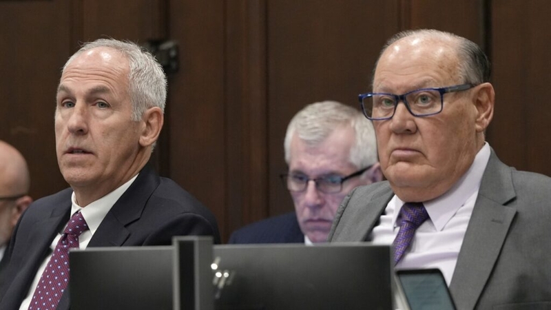 Utility executives reindicted on state bribery charges
