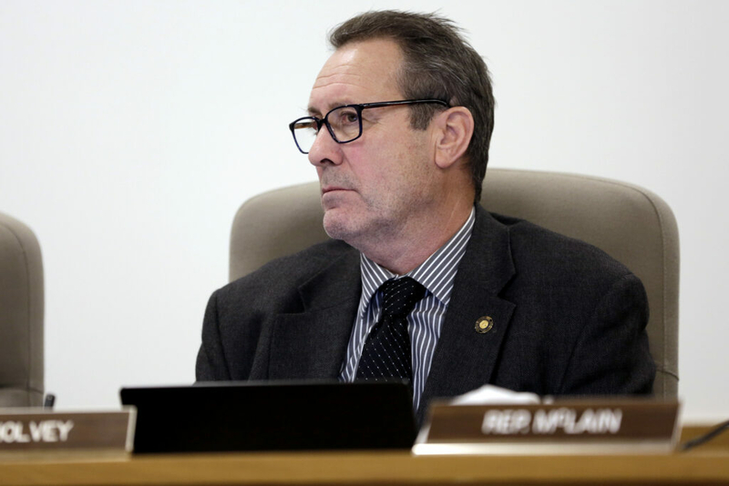 Longtime Oregon state Rep. Paul Holvey retiring, Democrat Doyle Canning running