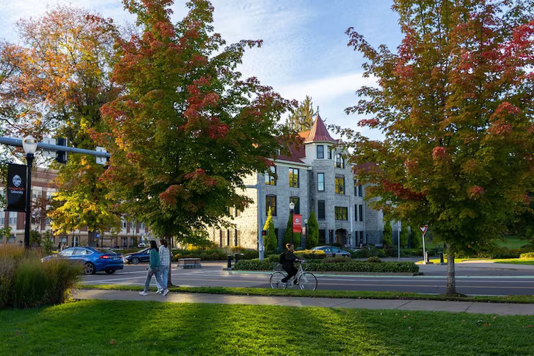 Oregon universities brace for international enrollment drop following visa delays, Trump policies