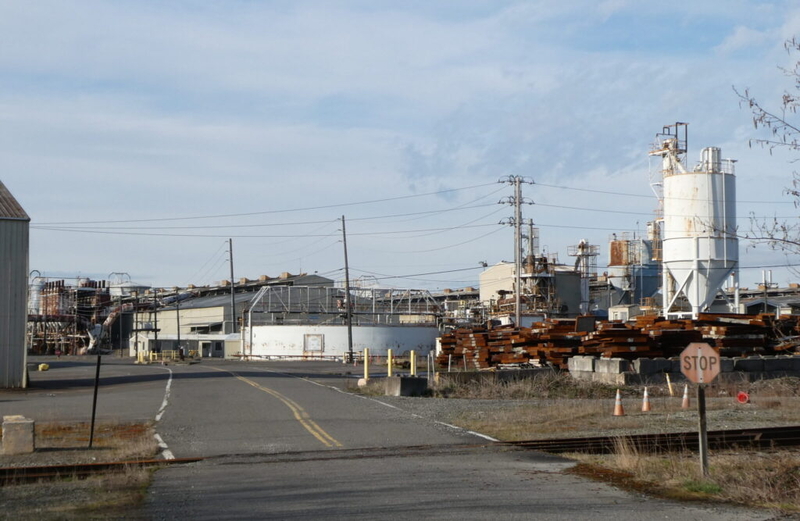 Demolition of last Northwest aluminum smelter signals end of an industrial era