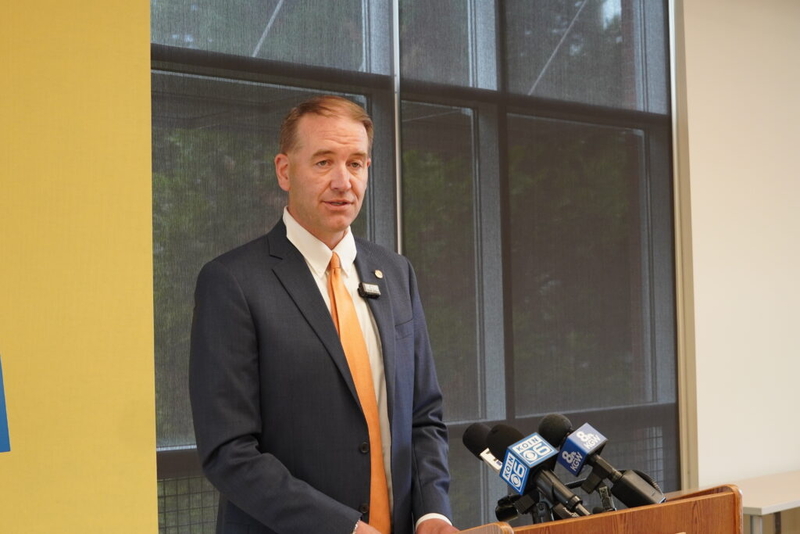 Oregon Secretary of State encourages voters to verify authenticity of election mail 