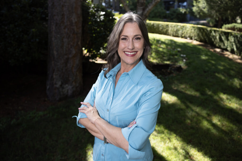 GOP challenger outraises Oregon’s U.S. Rep. Val Hoyle in latest fundraising period