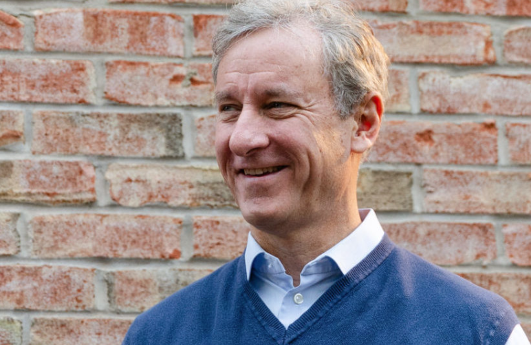 Cartwright fundraising edges out Bresnahan in PA8