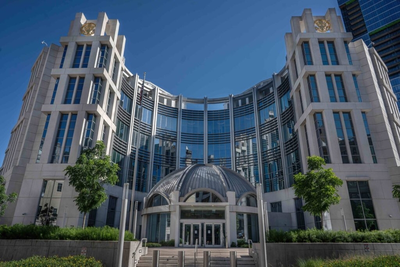 Judge blocks Tennessee law that bans helping a minor get an abortion without parental consent