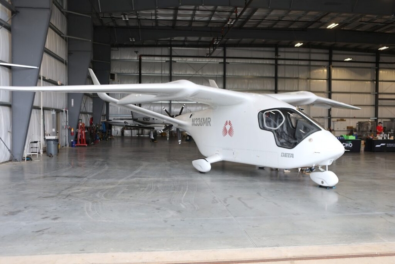 Feds launch groundbreaking electric plane pilot program in Virginia
