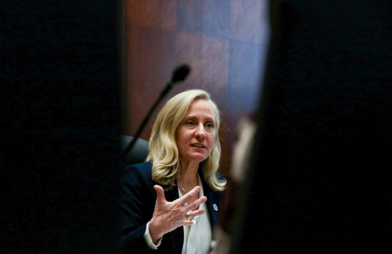 Spanberger orders state agencies to prepare for Medicaid, SNAP changes 