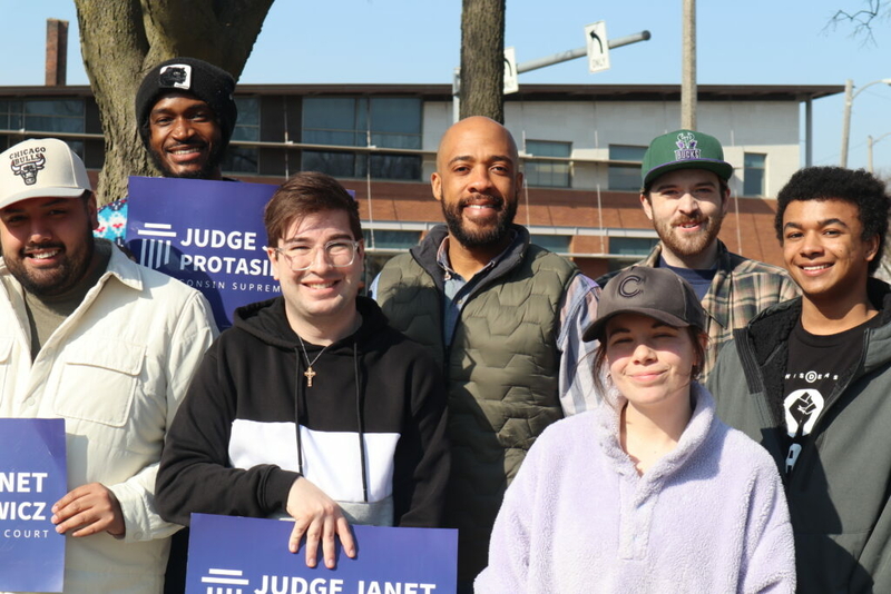 Mandela Barnes joins Democratic officials in early voting kickoff