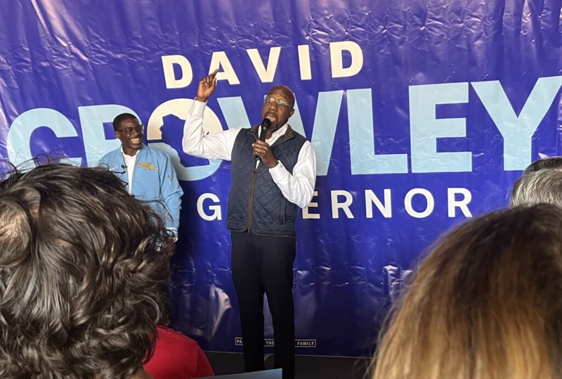Crowley campaigns with Georgia Sen. Raphael Warnock
