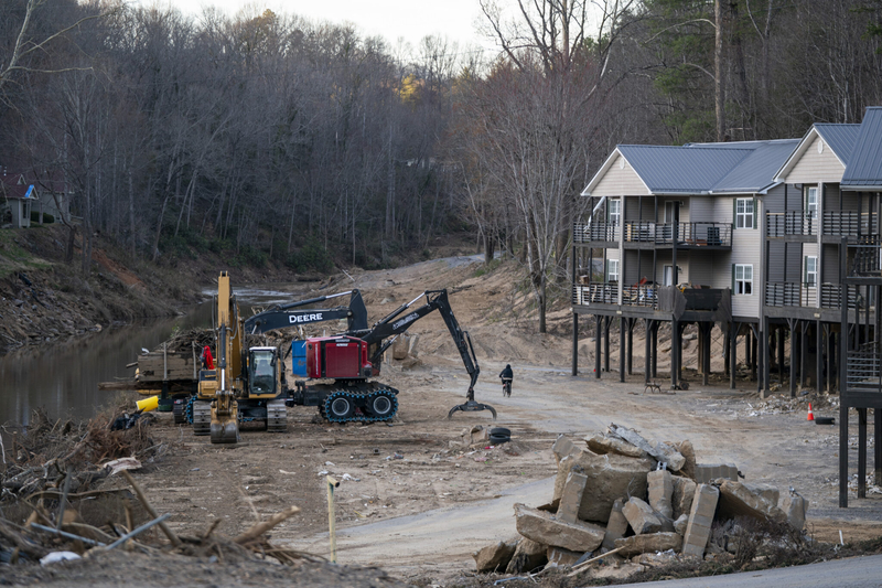 7 companies tapped to rebuild Helene-damaged western NC face lawsuits, licensing issues