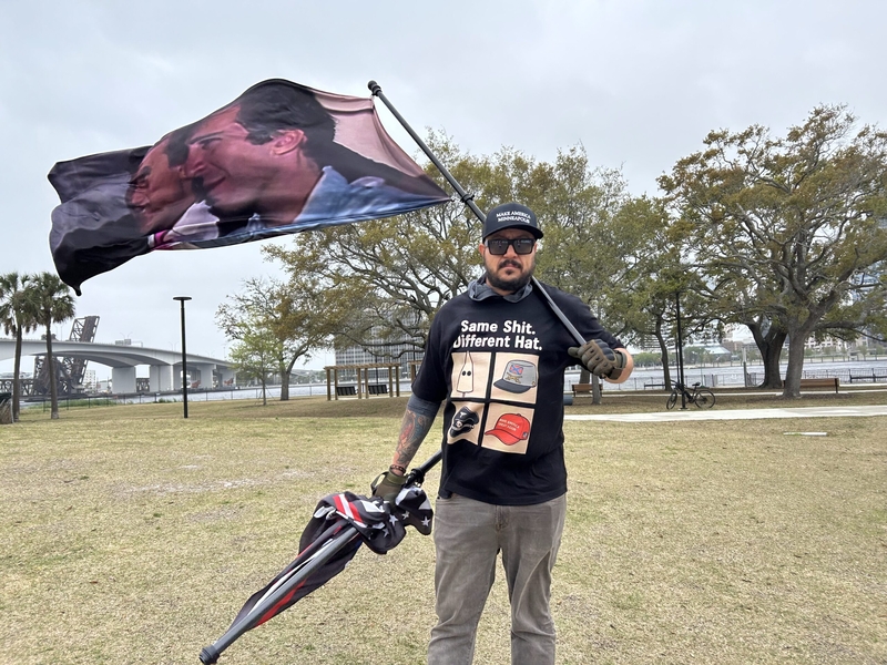 No Kings marches attract crowds even in conservative areas of Florida