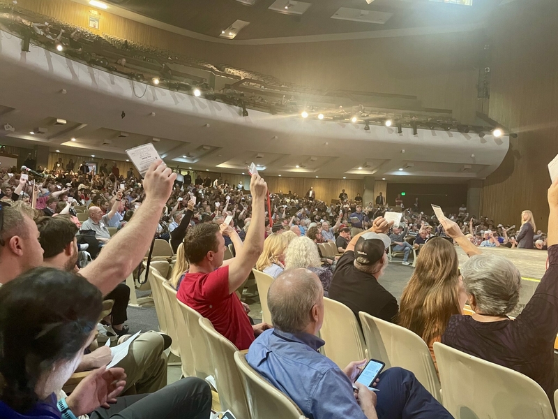 Delegates at the Salt Lake County Republican Party vote.