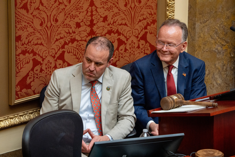 After weeks of division, Utah legislative leaders announce deal with judiciary