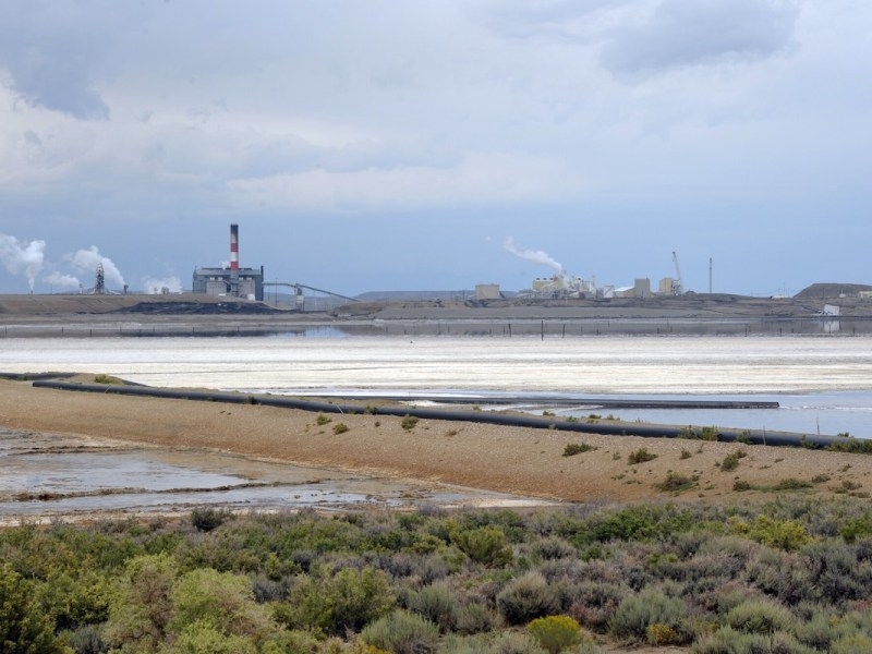 Governor sees ‘opportunity’ for Wyoming in Trump tariff war. Economist sees ‘disaster.’
