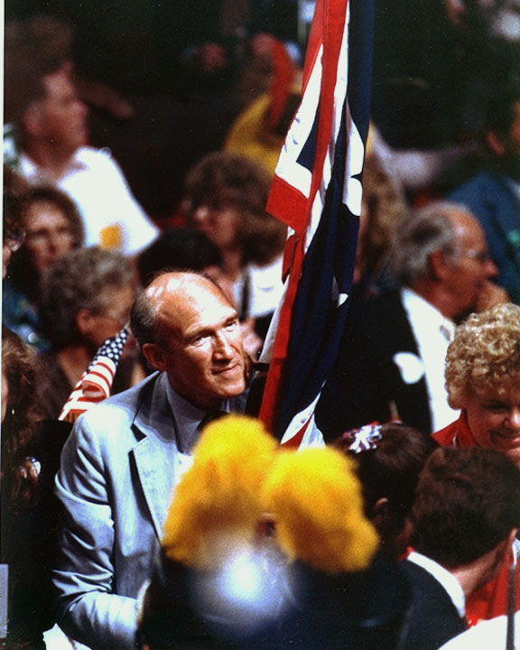 Simpson’s soaring sendoff: ‘God bless you, lovable, curious, hilarious Al’