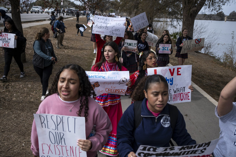 Hundreds of Texas public school students walk out to protest ICE killings
