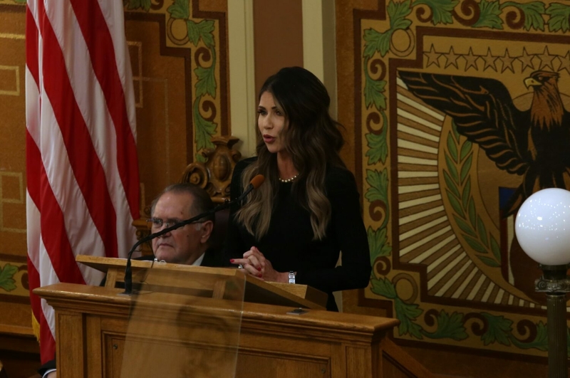 Gov. Kristi Noem presents her fiscal year 2024 budget proposal to legislators on Dec. 6, 2022, at the Capitol in Pierre. (Makenzie Huber/South Dakota Searchlight)