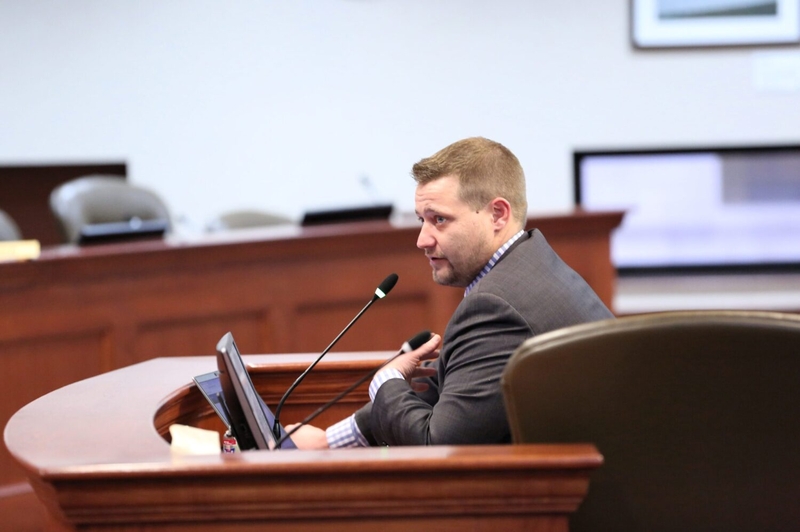 Mike Rohl Legislator Federal politicians could face a limit on money transfers to their ...