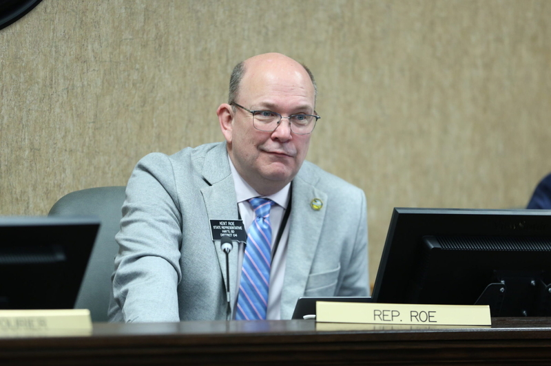 Rep. Kent Roe, R-Hayti, listens to a committee hearing in Pierre on Jan. 23, 2026. (Photo by Makenzie Huber/South Dakota Searchlight)