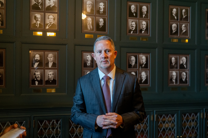 Woman’s flair finally enters history-filled ‘Lawyers Room’ at State Capitol&nbsp;