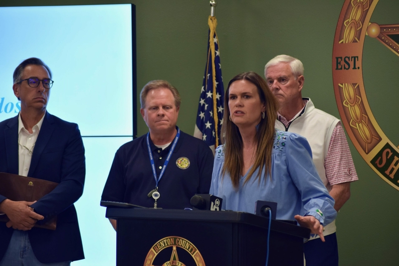 A.J. Gary, Barry Moehring, Sarah Huckabee Sanders, Steve Womack