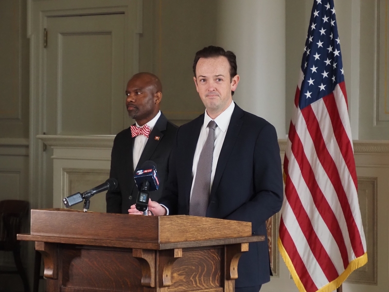 Arkansas governor lays out legislative priorities in State of the State