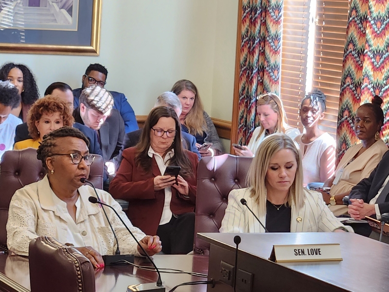 Arkansas Senate committee rejects 12-month postpartum Medicaid coverage