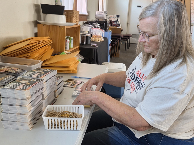 Democrats see rare signs of hope in solidly red Arkansas’ midterms