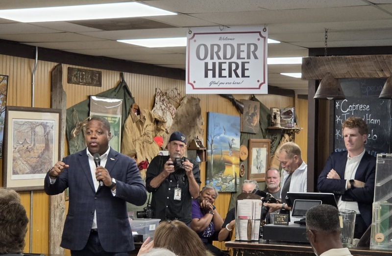 Affordability, healthcare, accountability center of heated race for central Arkansas US House seat