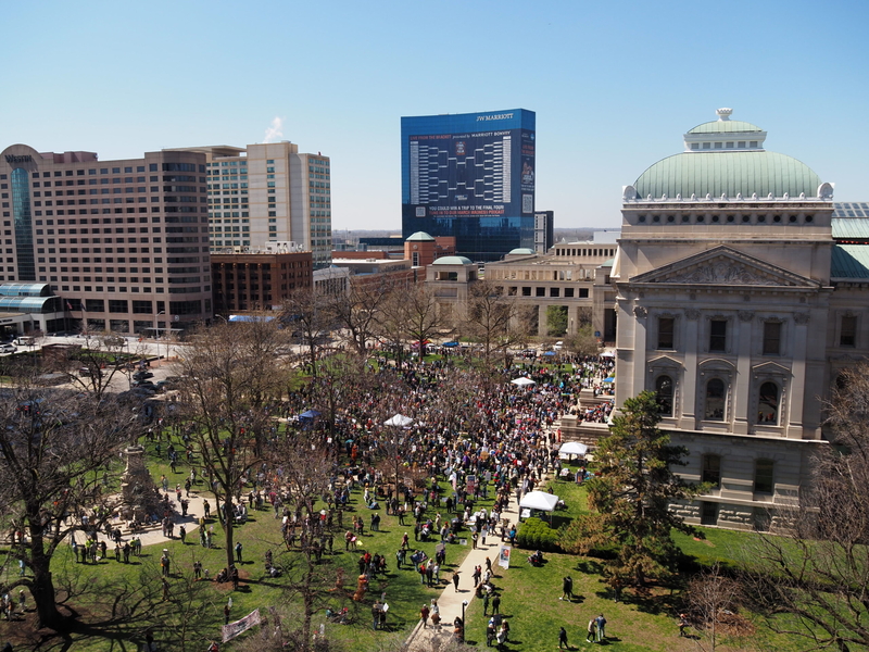 Sunny day greets thousands of anti-Trump protesters in Indianapolis