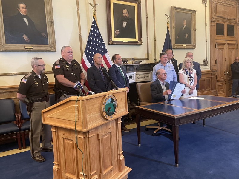 Indiana attorney general readies new immigration biz enforcement powers
