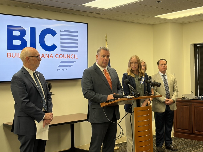Road-building coalition calls for long-term funding solution