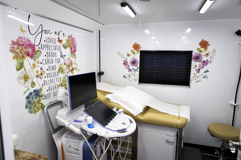 Not all expectant moms can reach a doctor’s office. This Kentucky clinic travels to them.